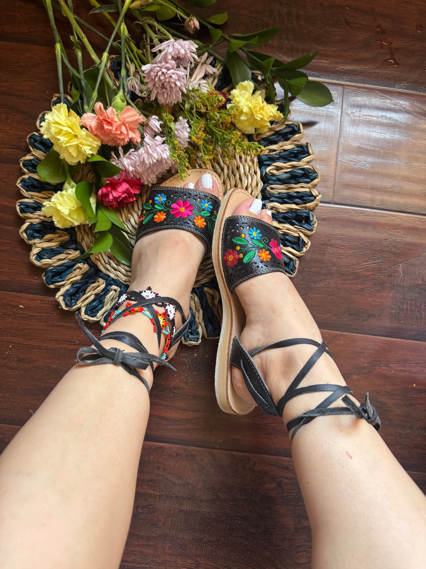 Paola Lace up Black