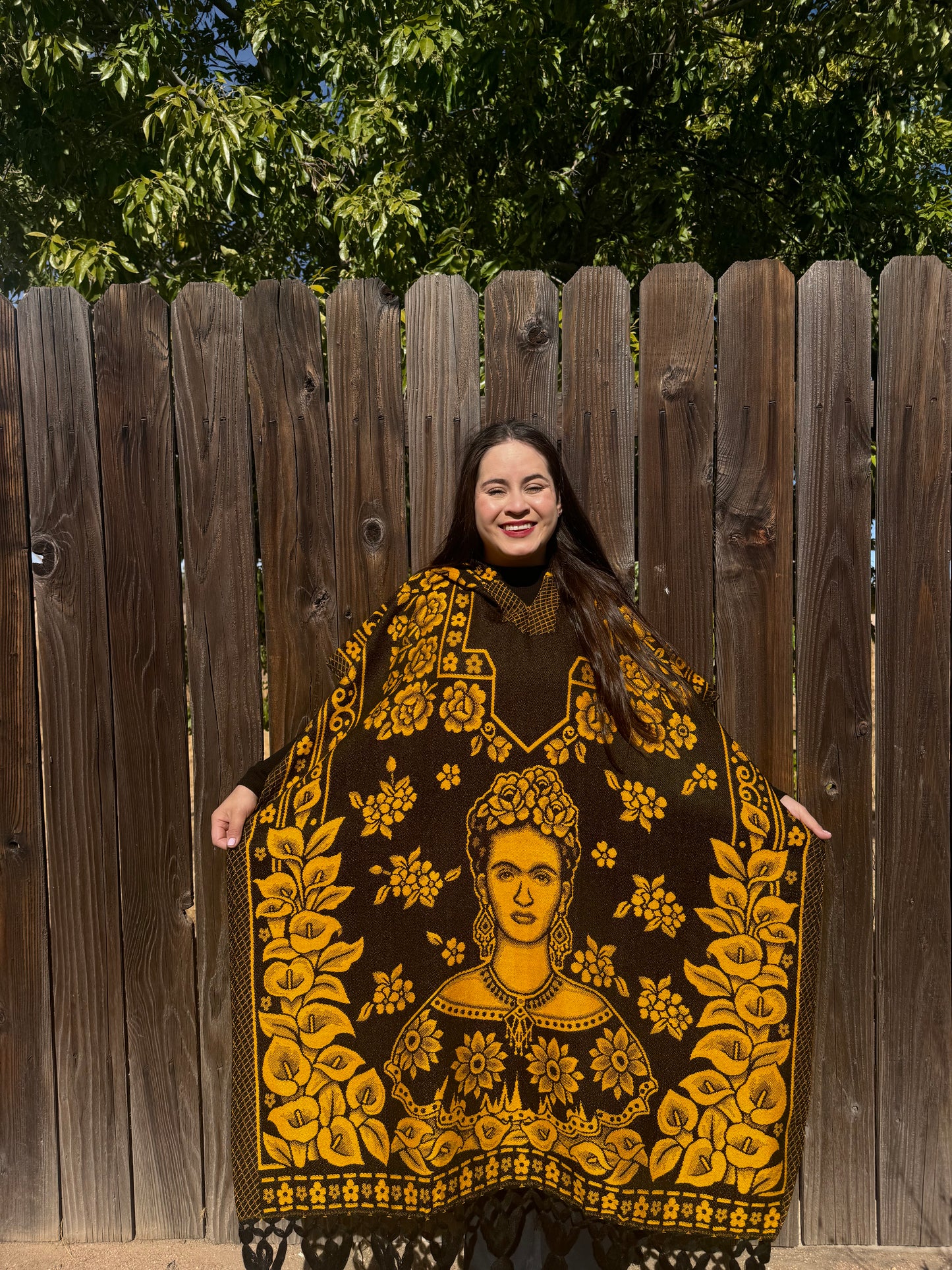 Frida Poncho