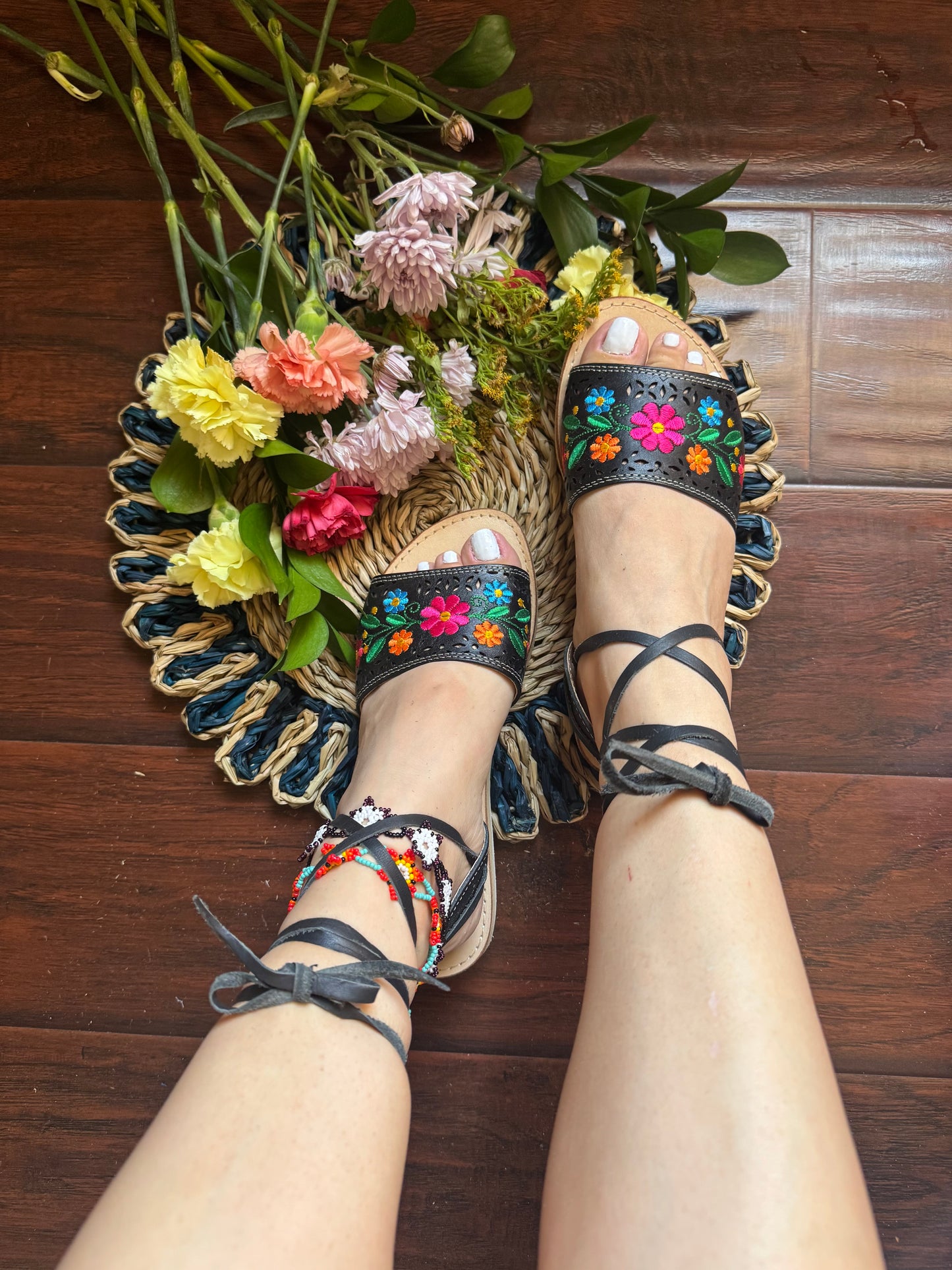 Paola Lace up Black