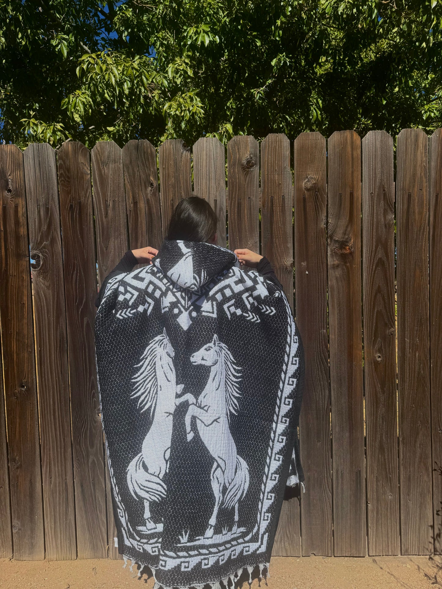 El Gallo poncho