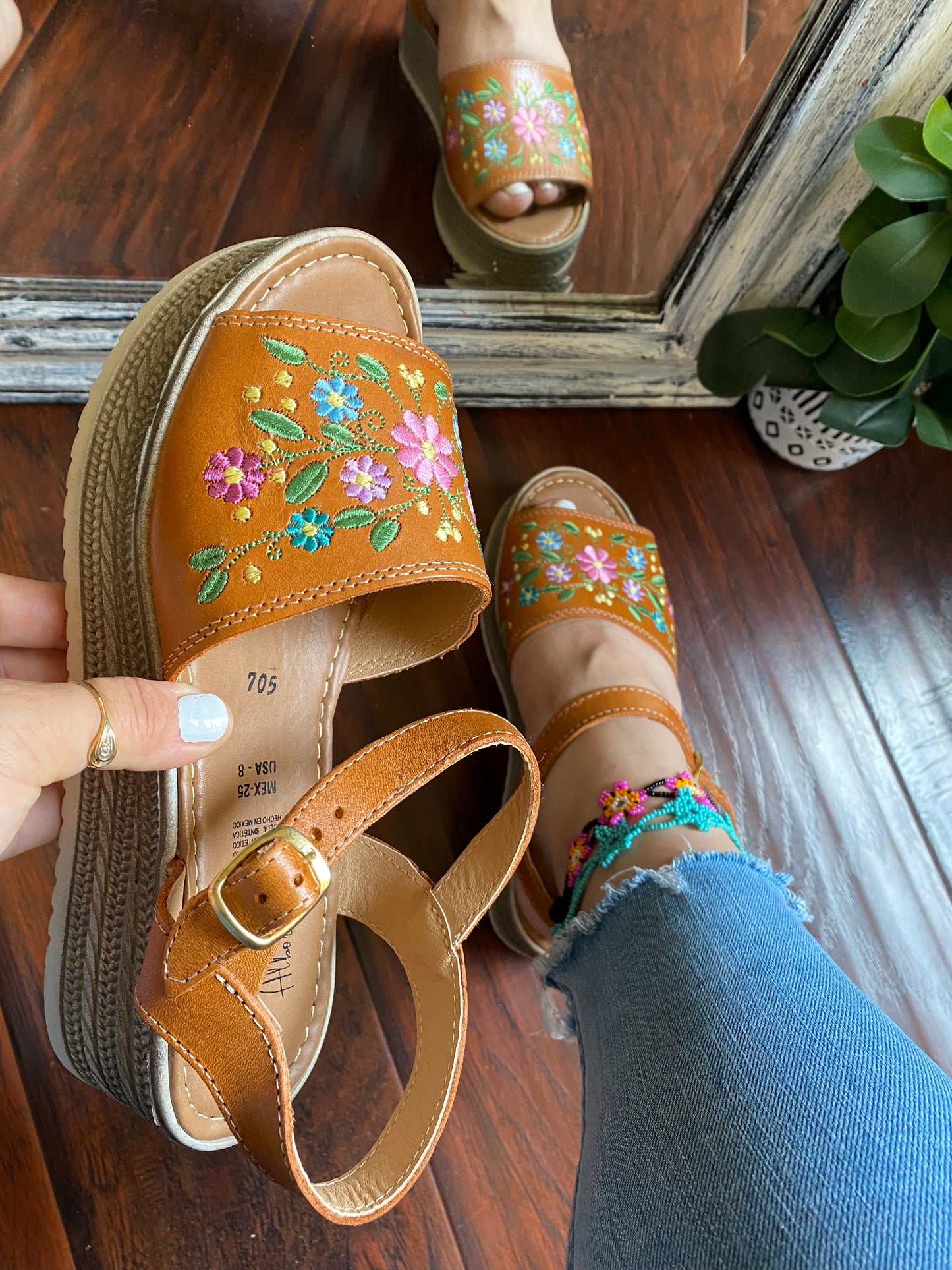 Eiza Buckle Tan