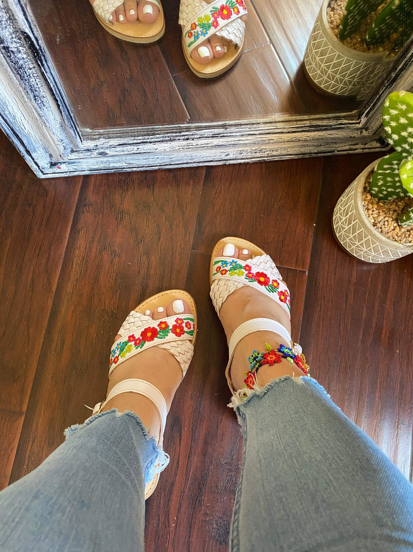 Rosita Buckle White