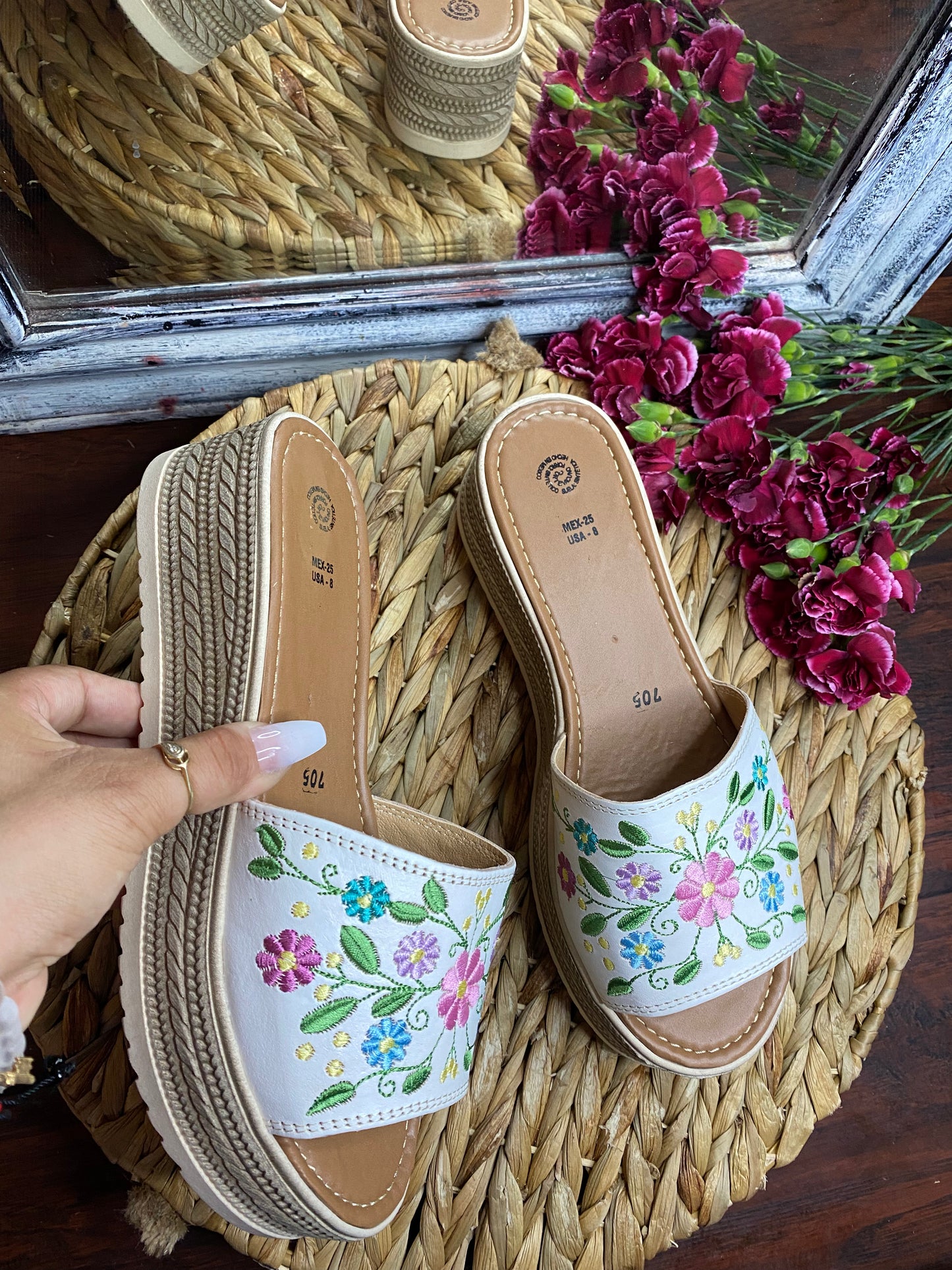 Lindita sandal White
