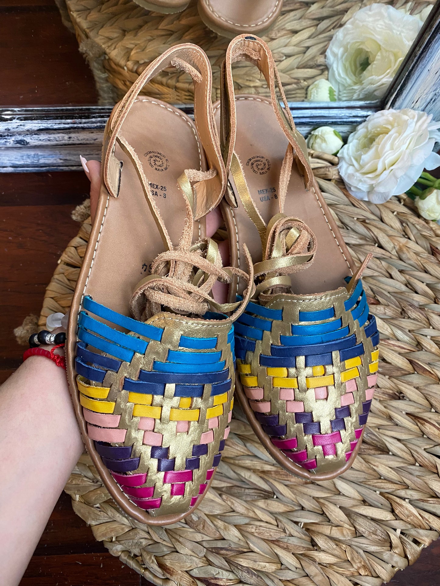 Xiomara color lace up