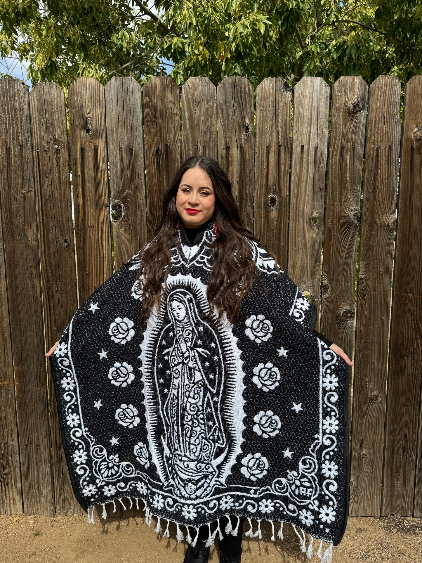 Virgen Poncho Afelpado Black