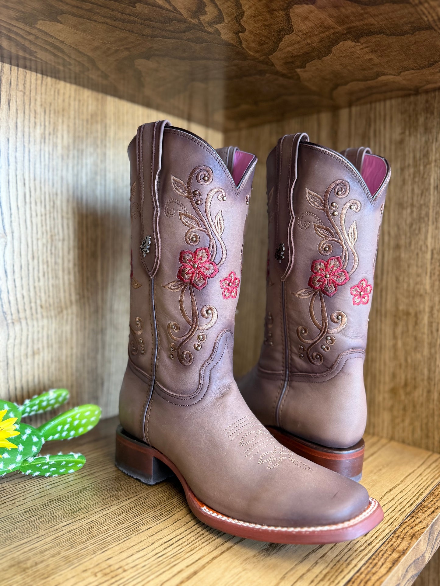 Selena Tan  Boots