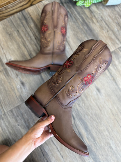 Selena Tan  Boots