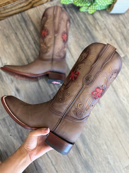 Selena Tan  Boots