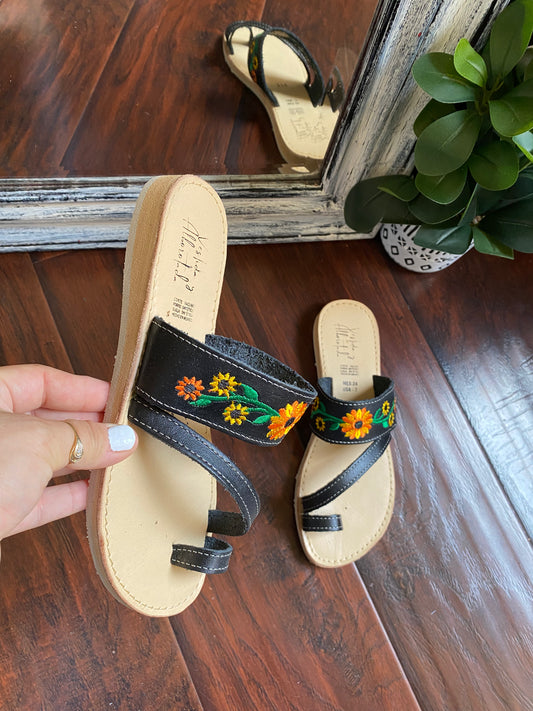 Ximena Sandal