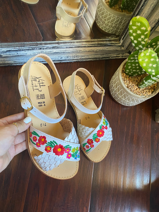 Rosita Buckle White