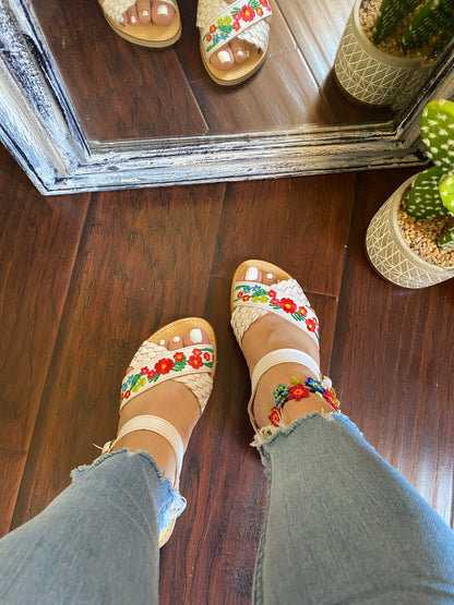 Rosita Buckle White