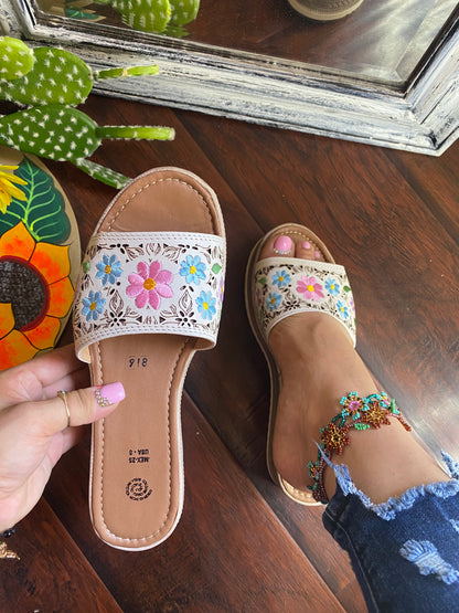 Itatis Sandal white