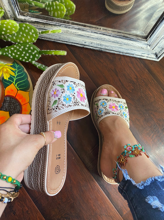 Itatis Sandal white