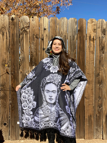 Frida Poncho