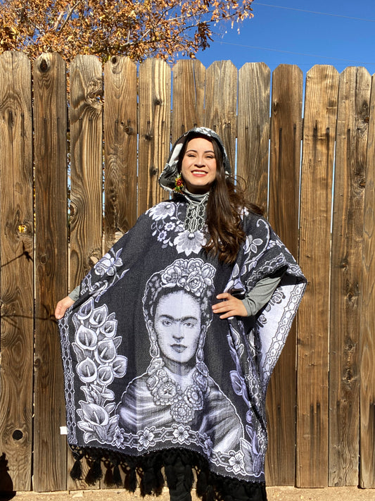 Frida Poncho