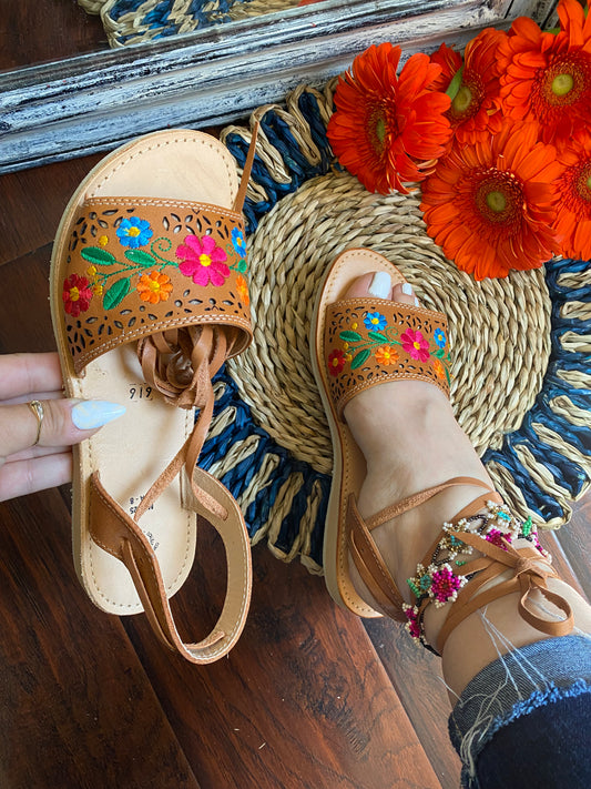 Paola Lace up Tan