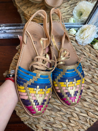 Xiomara color lace up